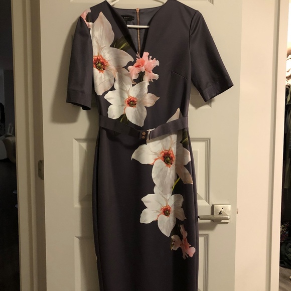 Robe Ted Baker été 2018 - Picture 1 of 4